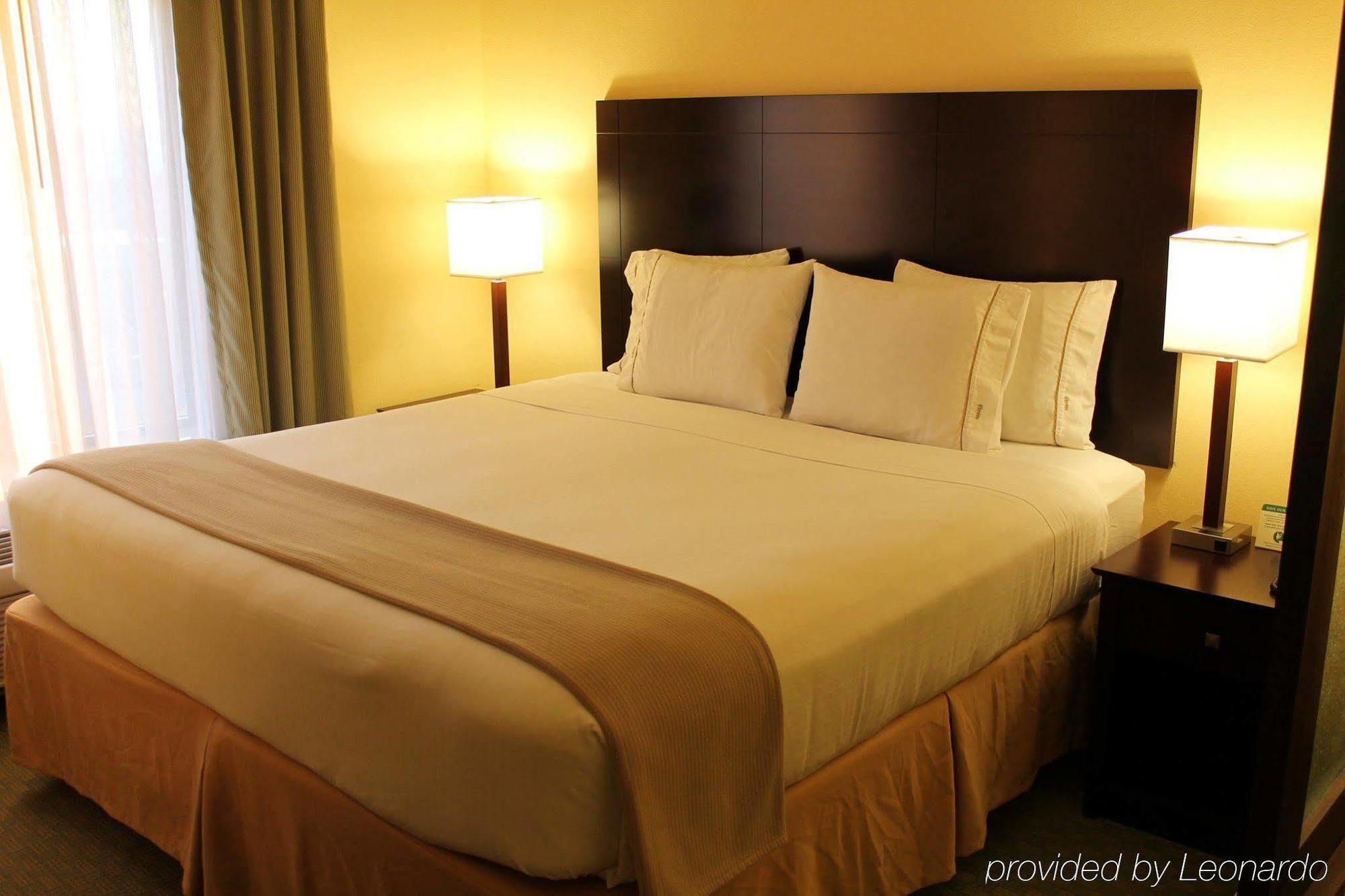 Holiday Inn Express & Suites Harrisburg West Mechanicsburg Extérieur photo