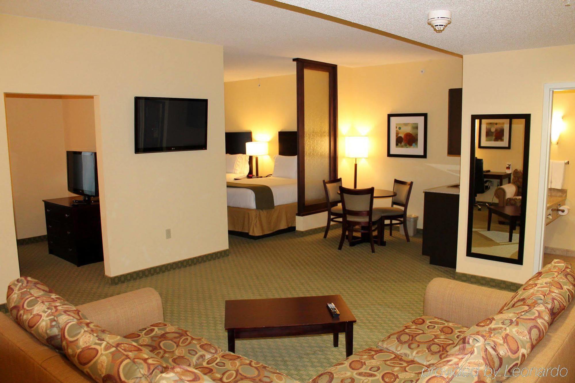 Holiday Inn Express & Suites Harrisburg West Mechanicsburg Extérieur photo