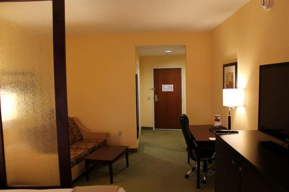 Holiday Inn Express & Suites Harrisburg West Mechanicsburg Extérieur photo